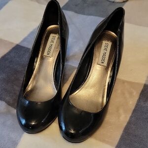 Steve Madden Black Heels Classic Pumps NWT